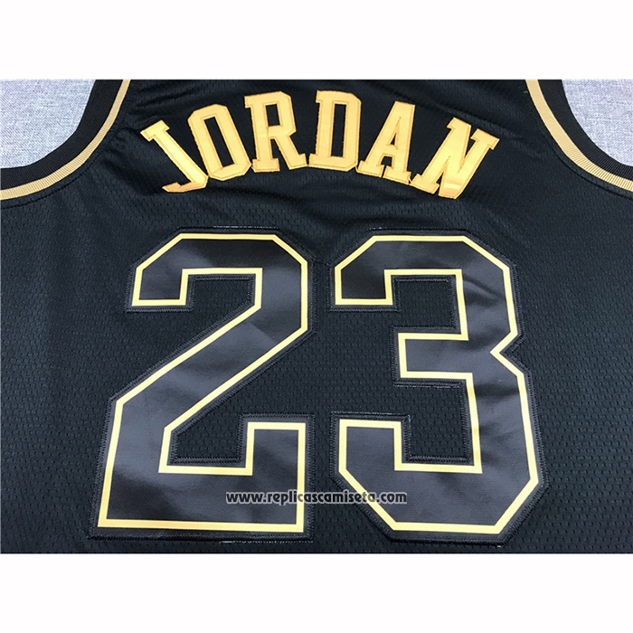 Camiseta Golden Edition Chicago Bulls Michael Jordan #23 Negro
